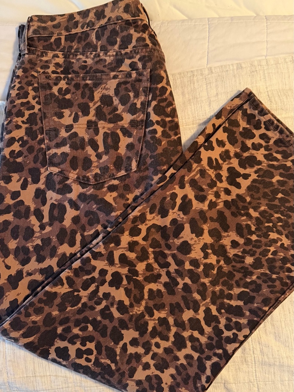 Abercrombie & Fitch Leopard Print Curve Love Straight Leg Jeans - Brown/Black